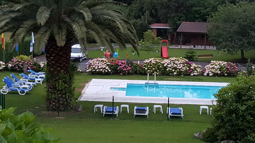 Hotel Camping Ribadesella Exterior foto